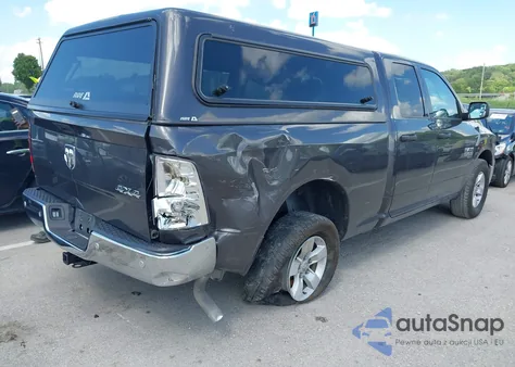 2023 Ram 1500 Classic Tradesman 4X4 6'4 Box z USA, uszkodzony, nr VIN 1C6RR7FG2PS538103